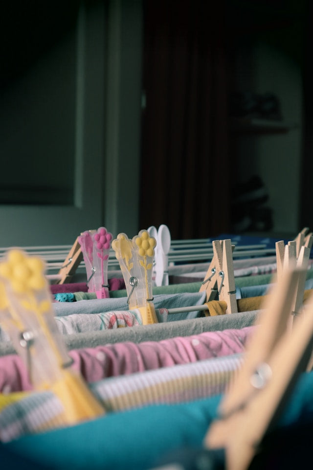 Tripod Clothes Drying Racks: How to Compare Rod Count, Stability, and Storage