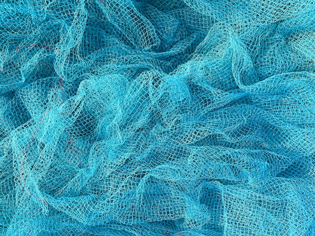 Honeycomb Mesh vs Fine Mesh Laundry Bags: Key Differences for Everyday Washing