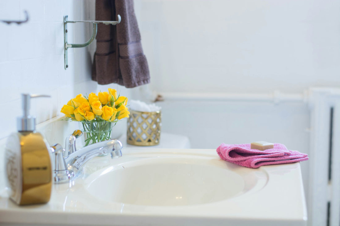 How to Keep Bathroom Wipes Neat and Easy to Reach