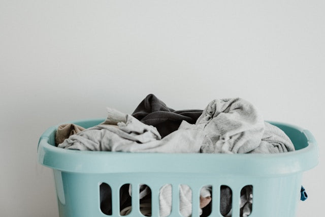 How to Build a Simple Laundry Stain Removal Kit