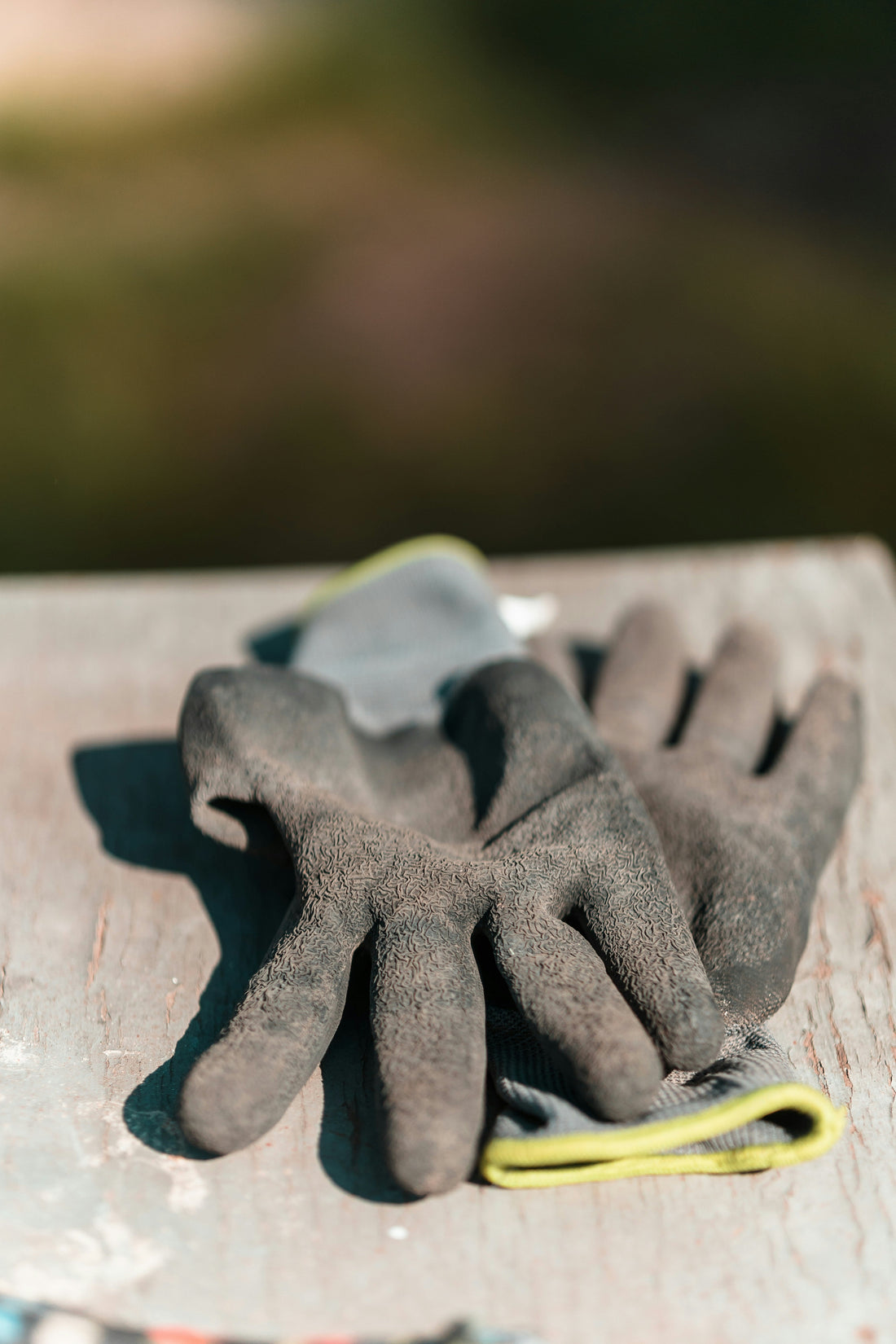 Complete Safety Gear Buying Guide: Protective Eyewear, Work Gloves, Chemical Gloves, and Shoe Covers