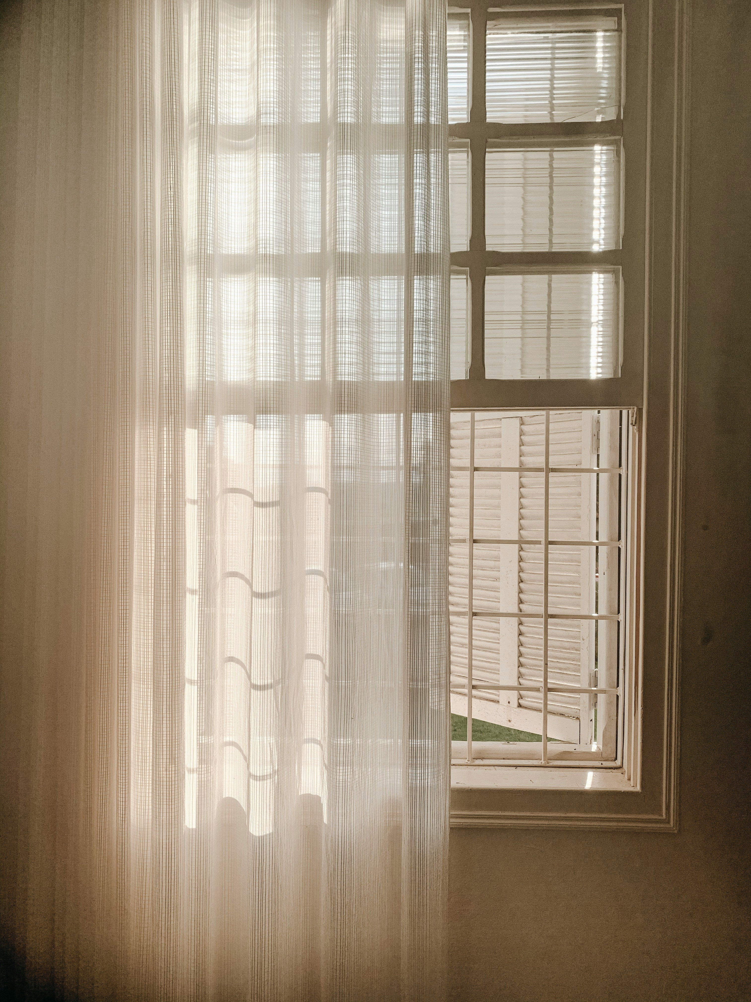 Renter-Friendly Curtain Hardware Ideas for Apartments