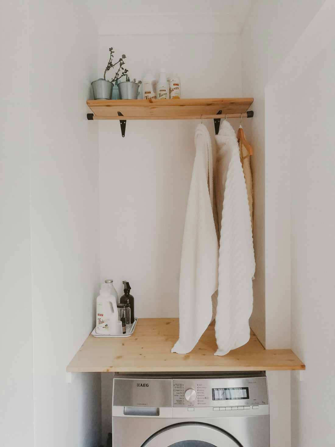 Small Laundry Room Organization Tips That Actually Save Space