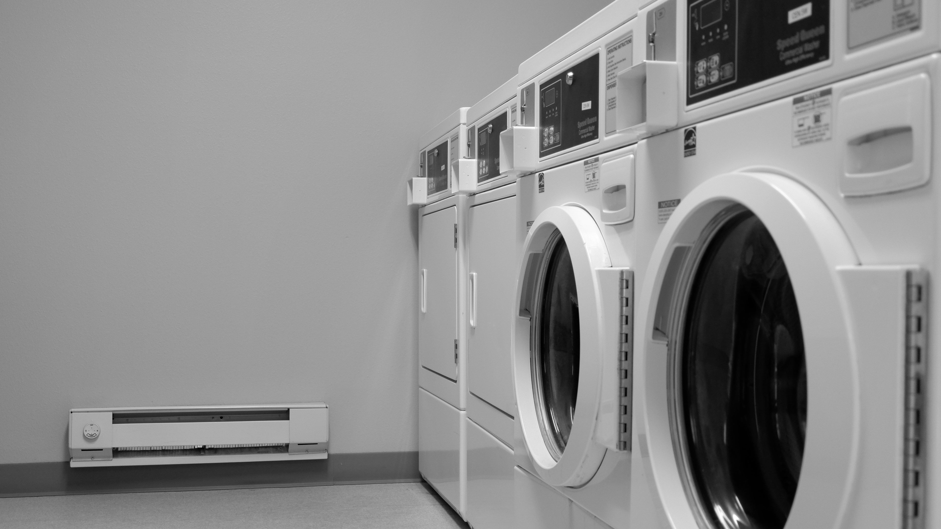 How to Manage Odors Around Laundry Room Drains