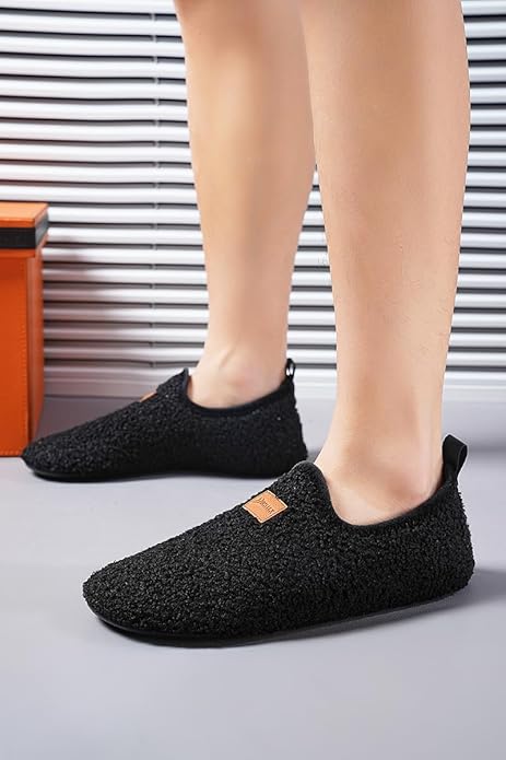 QZKDM Lightweight Slip on Grip Indoor House Slippers Barefoot Non Slip Home Exercise Yoga Shoes for Men Women