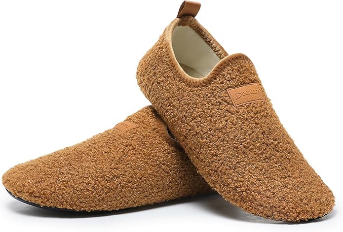 QZKDM Lightweight Slip on Grip Indoor House Slippers Barefoot Non Slip Home Exercise Yoga Shoes for Men Women
