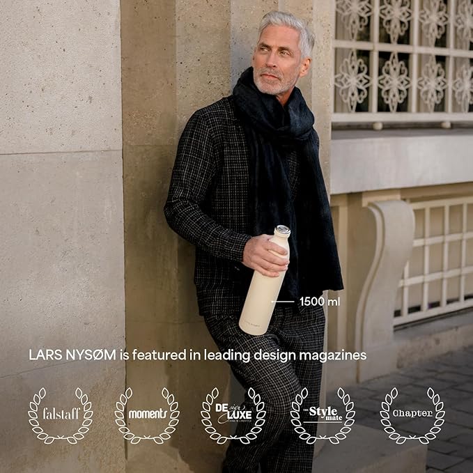 LARS NYSØM Stainless Steel Insulated Water Bottle 12oz 17oz 25oz 34oz 51oz | Insulated Thermo Flask for Hot and Cold Beverages | Leakproof Drinking Bottle (Carbon Black, 25.4oz)